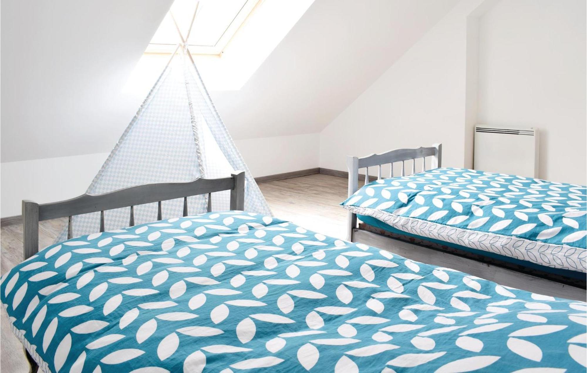 Amazing Home In Saint-Germain-Sur-Ay With Wifi Eksteriør bilde